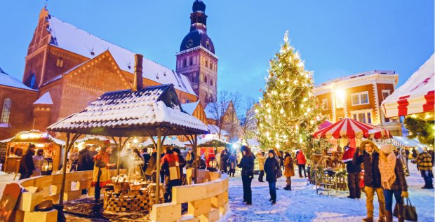 Your Ultimate Guide To Winter Festival Travels