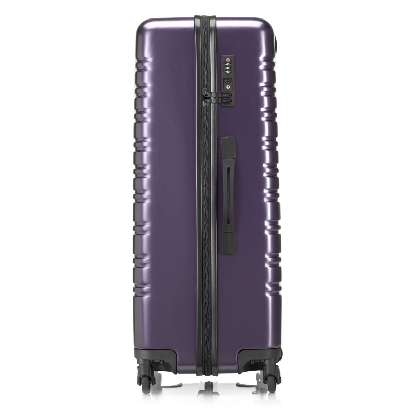 Tripp horizon best sale suitcase