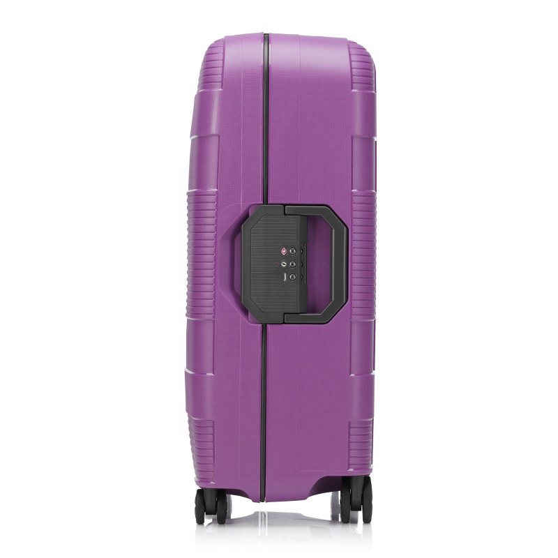 Air top supreme suitcases