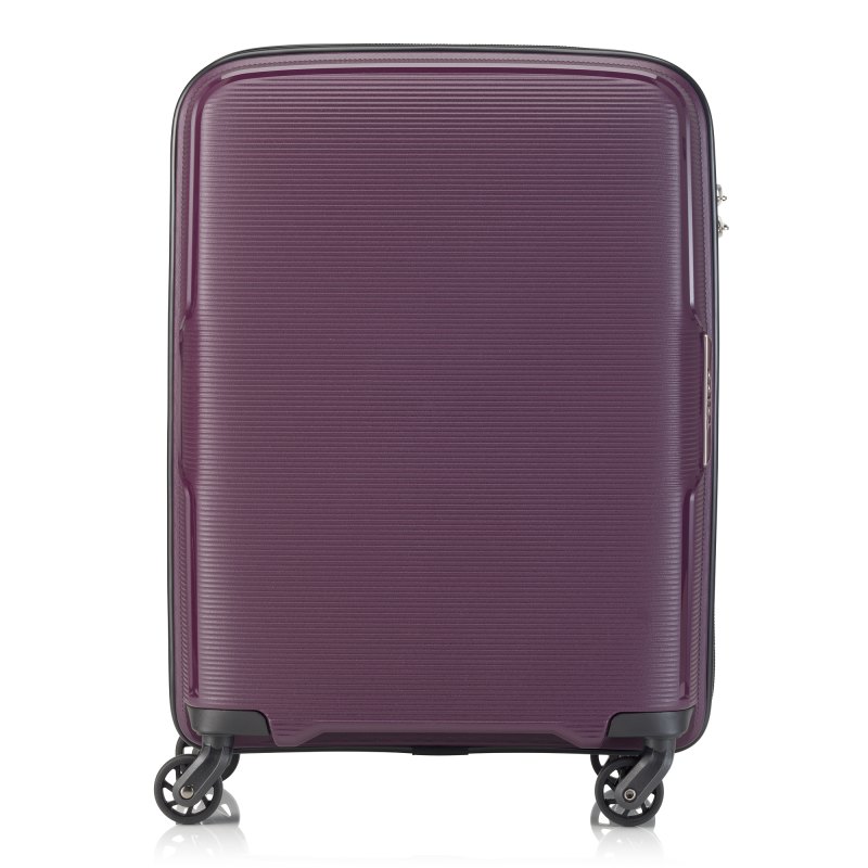 Tripp Escape Plum Cabin Suitcase 55x40x20cm Tripp Escape Plum Cabin Suitcase 55x40x20cm